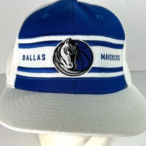 Reebok Dallas Mavericks Basketball Tri-tone Wool Fitted Cap size 7 3/4 61.5cm